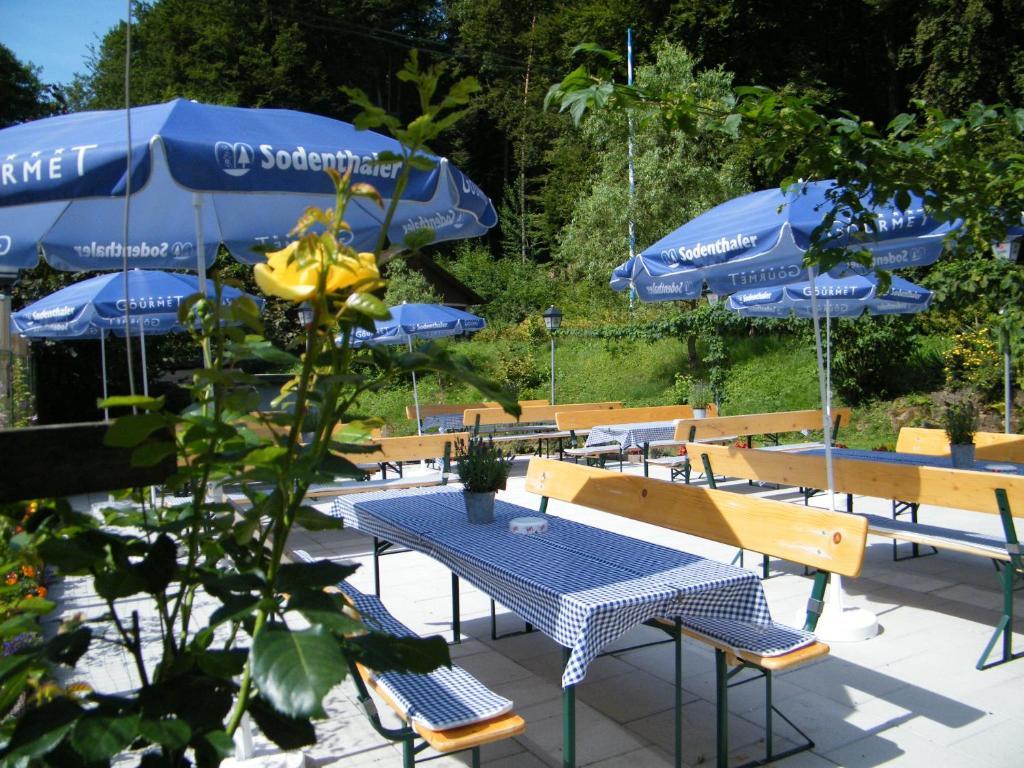Hotel Waldhaus Mespelbrunn Exterior foto